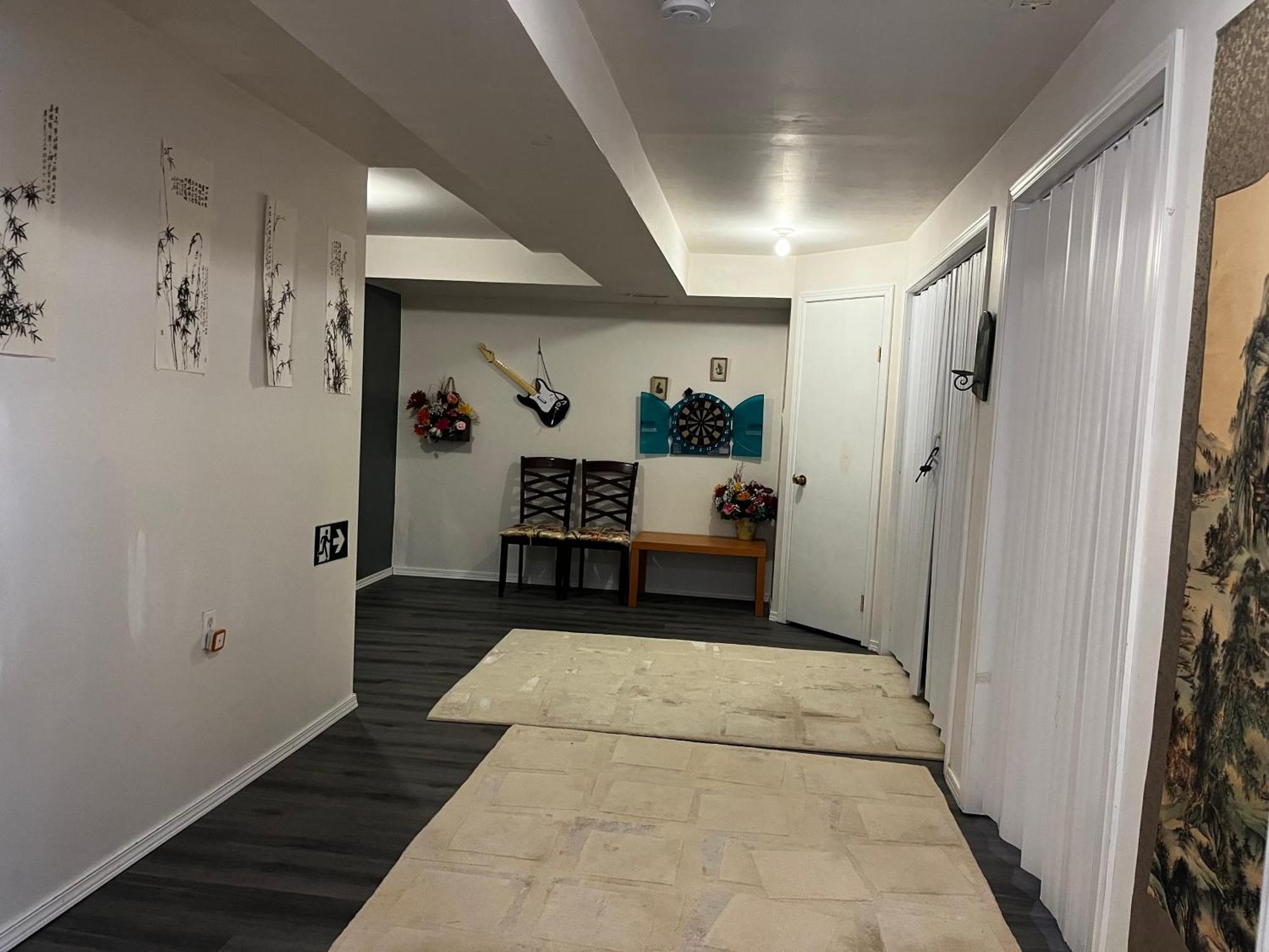 Hidden Valley New Basement Suite With Private Bathroom! YYC Exteriér fotografie